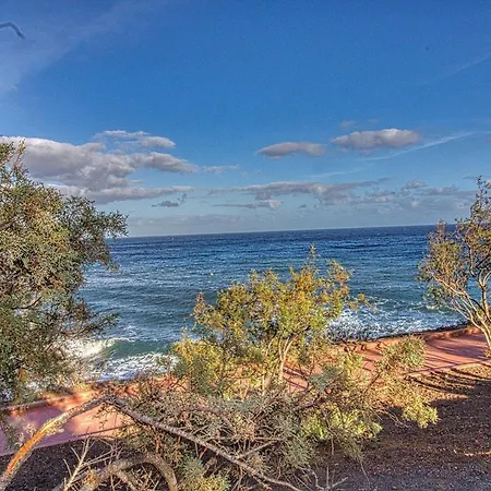 With Magnificent Sea Views * Radazul