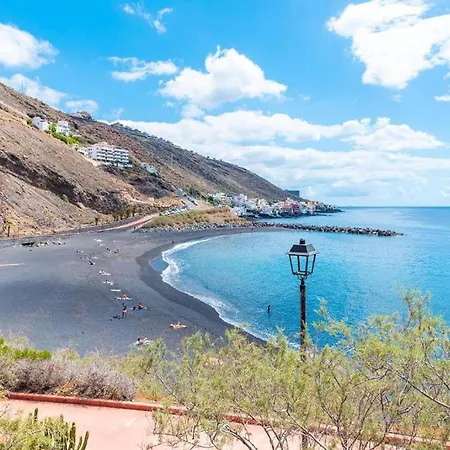 Appartement With Magnificent Sea Views *