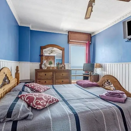 With Magnificent Sea Views Appartement Radazul