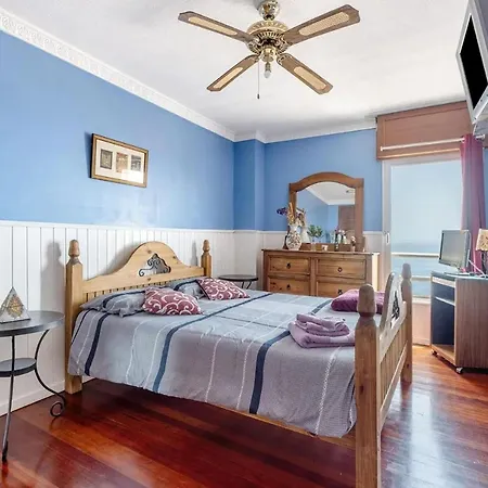 In With Stunning Sea Views アパート